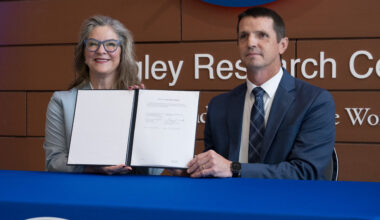 NASA’s Langley Research Center Acting Director Dr. Trina Marsh Dyal, left, and Dr. Jeremy Ernst, vice president for Research and Doctoral Programs at Embry-Riddle Aeronautical University, complete the signing of a Space Act Agreement during a ceremony held at NASA Langley in Hampton, Virginia on Thursday, Sept. 11, 2025
