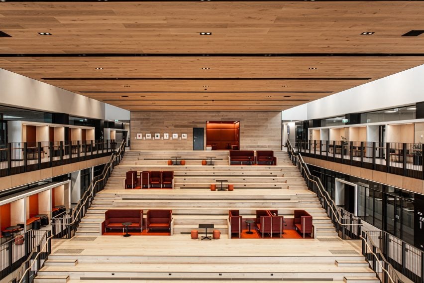 Tiered seating in a university lobby