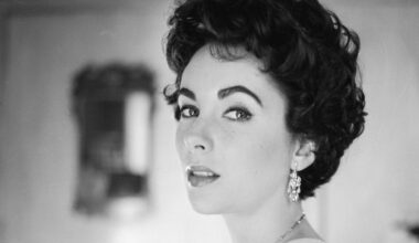 Cecil Beaton’s fashion photography is coming to London