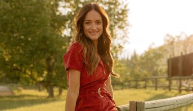 Elsie Silver on ‘Wild Card,’ Saying Goodbye to Rose Hill, and Moving Publishers