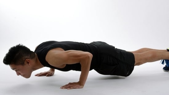 The 7 key movements are an indicator of your body ageing better than most, ‘if you can perform them with control and without pain.’(Pexels)