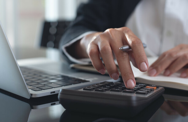 These tips will help you reach your savings goals, no matter what stage you're at
