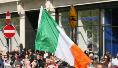 Dublin council considers removing Tricolour from public spaces over use by anti-migrant groups