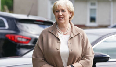Humphreys put under pressure over Fine Gael's record in her first radio interview as candidate - The Journal