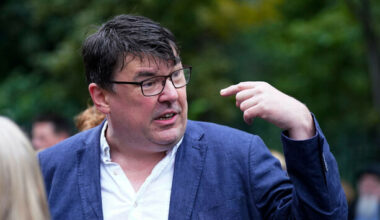 Graham Linehan to face trial in London over alleged harassment of trans woman - The Journal