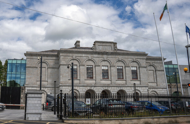 Westmeath man jailed over ‘vile’ online attacks on senior garda figure - The Journal