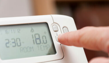 It's getting colder, so here are some expert tips to help you save on energy costs this winter