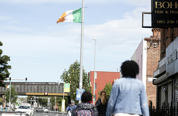 'Raise the colours': How the British far right influenced a campaign to 'reclaim' the Irish flag - The Journal