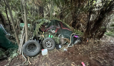 New Zealand police release images of fugitive’s lair where he hid for years with his children - The Journal