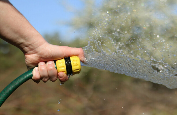 Hosepipe ban in parts of Donegal, Meath and Westmeath extended until mid-October - The Journal