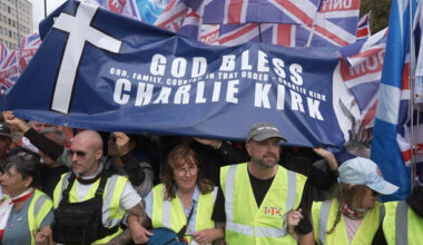 Over 100,000 people turn out in London for Tommy Robinson's march and rally - The Journal