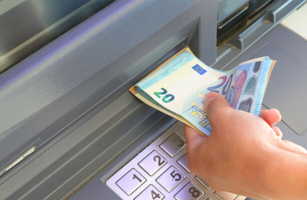 Two people arrested after suspicious ATM withdrawals · TheJournal.ie