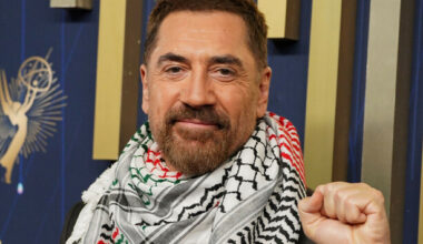Javier Bardem wears keffiyeh to Emmys and says he ‘can’t work with someone that justifies genocide' - The Journal