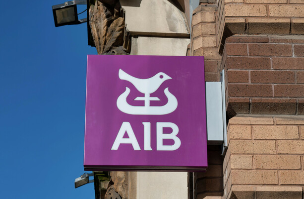 AIB staff to vote on solutions amid backlash to return-to-office protocol - The Journal