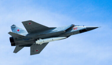 Nato says it intercepted three Russian fighter jets that violated Estonian airspace