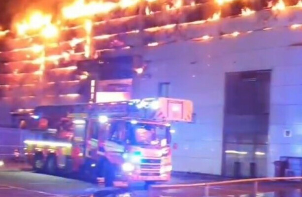 Firefighters tackle large blaze that ripped through Dublin recycling centre