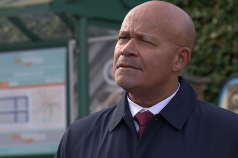 donny clark, hollyoaks