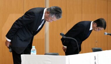 Suntory Holdings Chairman Niinami steps down after probe on supplement