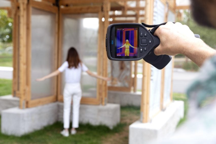 Radiant heat reader