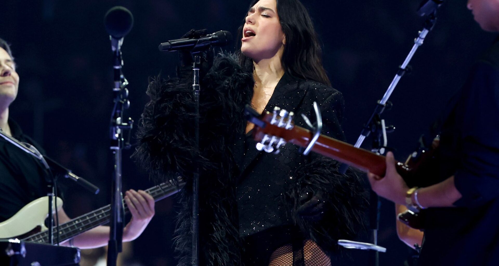 Watch Dua Lipa cover Ariana Grande’s 'One Last Time' at ‘Radical Optimism’ tour stop in Miami