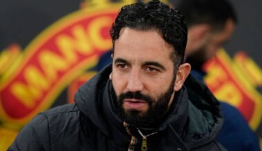 Shock late move to sign £34m midfielder in final throw of the dice
