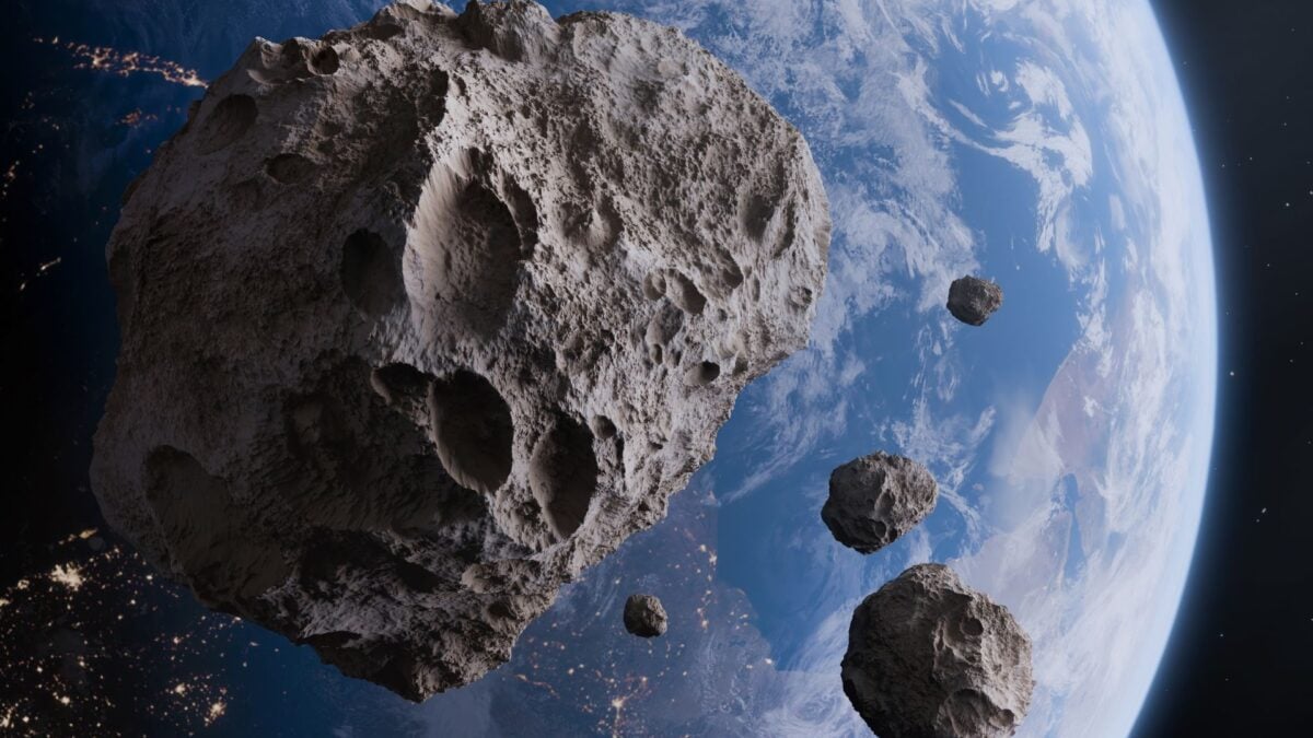 Here's How to Deflect a Dangerous Asteroid Without It Totally Backfiring