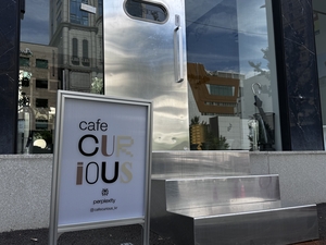 Why Perplexity built a low-key coffee shop in Seoul’s most upscale district