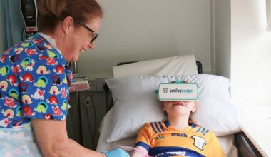 New VR headsets easing children's fears at UHG