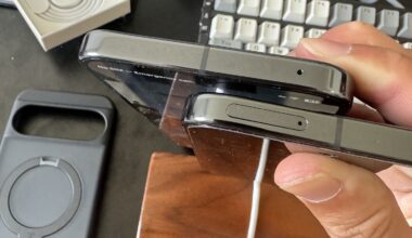 Customers getting Pixel 10 phones with SIM slots post RMA in the US