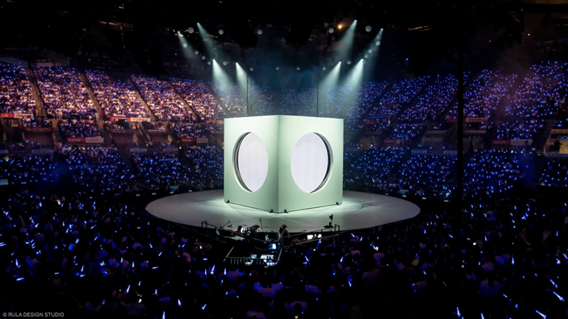 ruby law rula designs unfolding cube stage for white summer concert in hong kong 1
