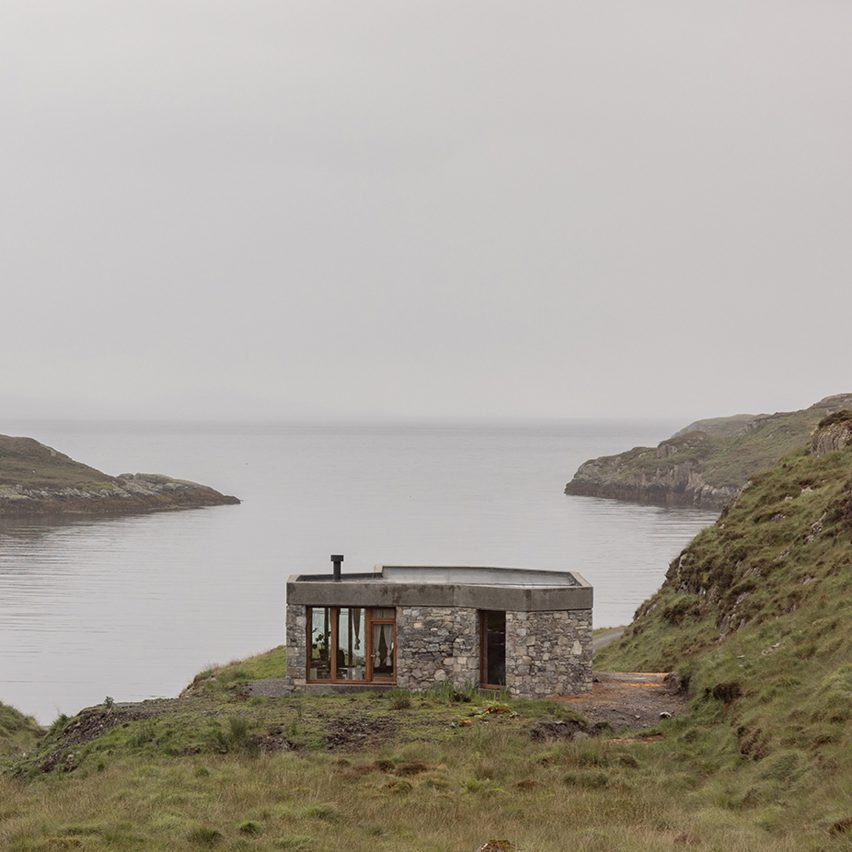 Caochan na Creige stone house in Scotland by Izat Arundell