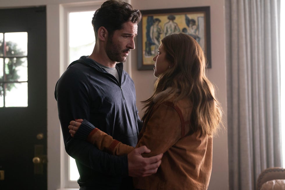 oliver and bree in tell me lies season 2, episode 8