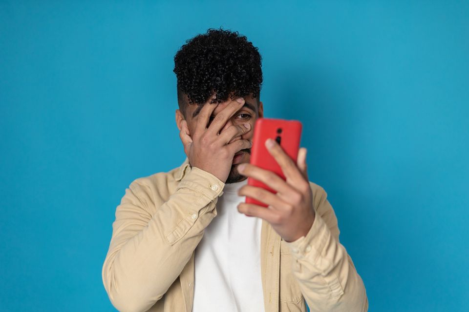 The sound of silence... try calling a 21-year-old randomly and there is a 5pc chance they will answer. Photo: Getty