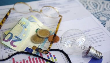 Wholesale energy prices are down, why not retail prices?