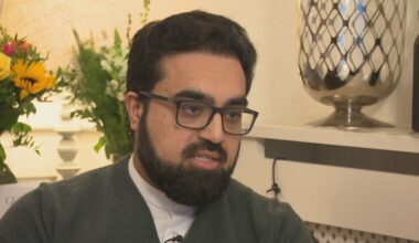 'I felt hurt' - Irish Imam verbally abused on plane