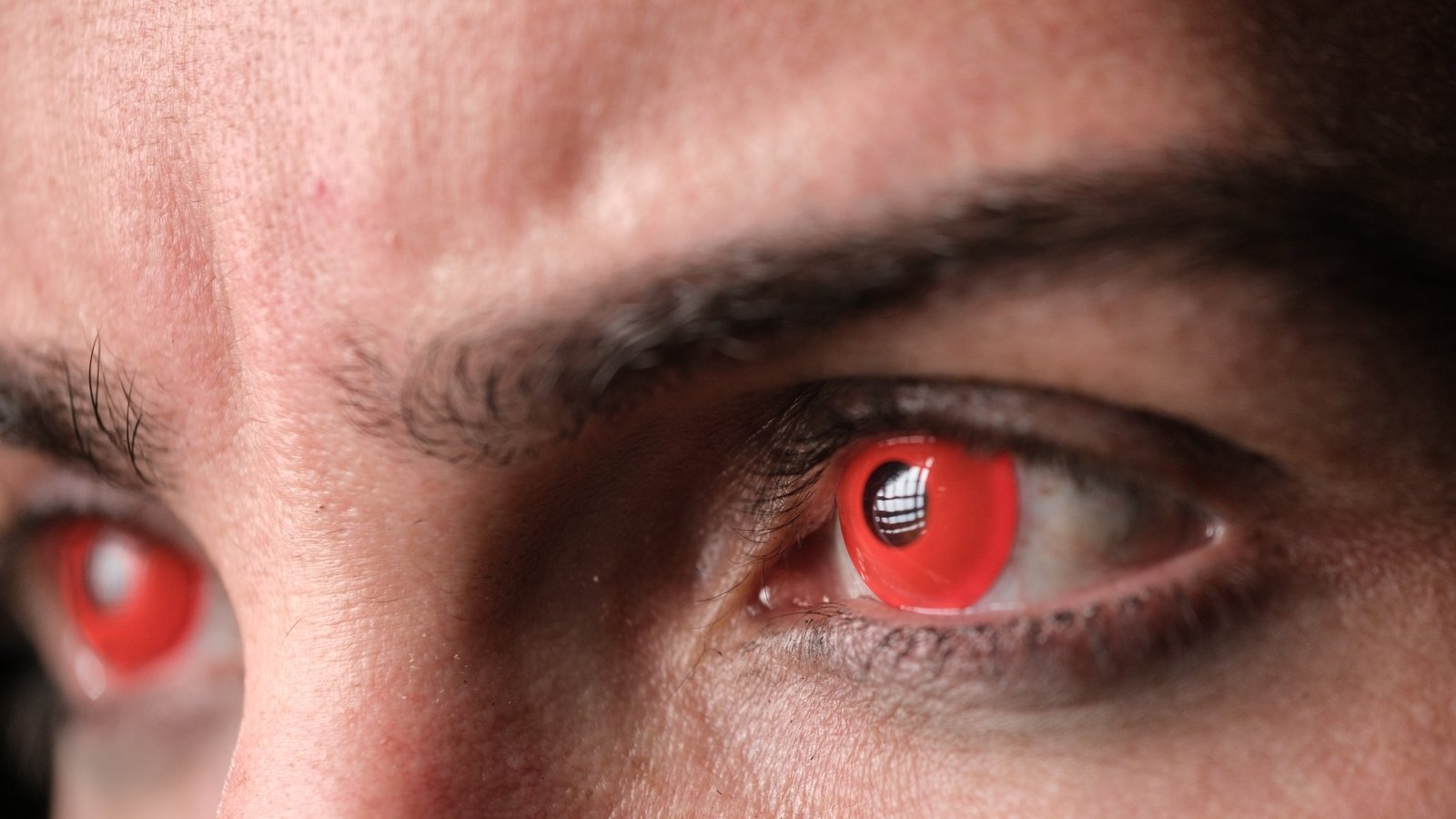Regulator warns against 'risky' Halloween contact lenses