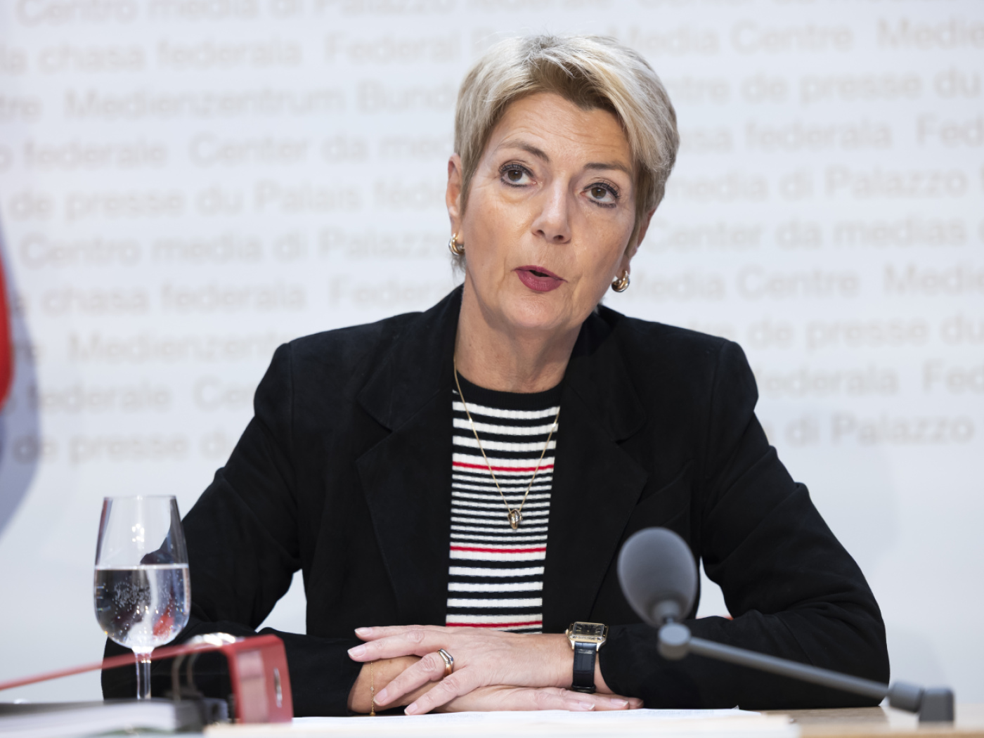Federal Council: Juso initiative could prompt wealthy people to move away