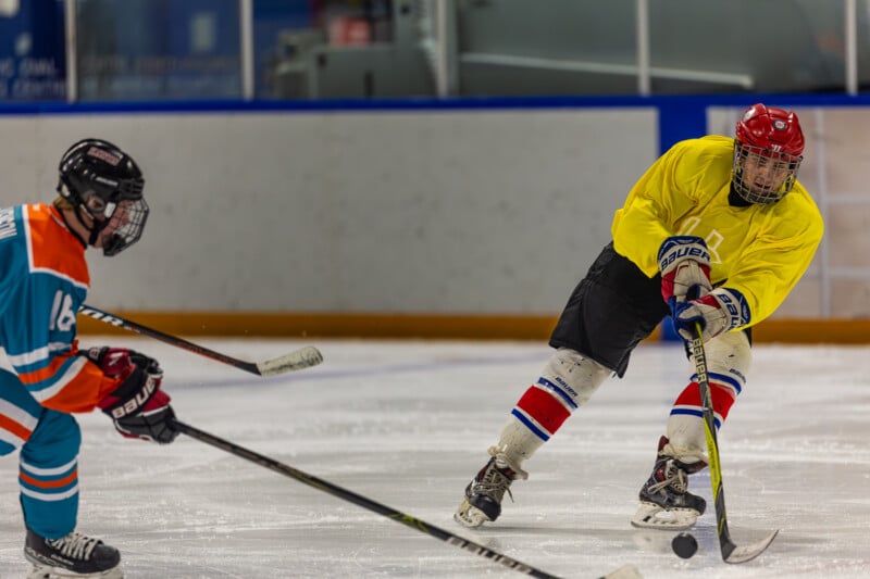 Canon RF 100-300mm f/2.8 L hockey pass