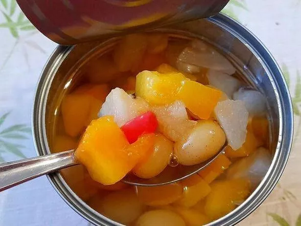 Fruit salad in can