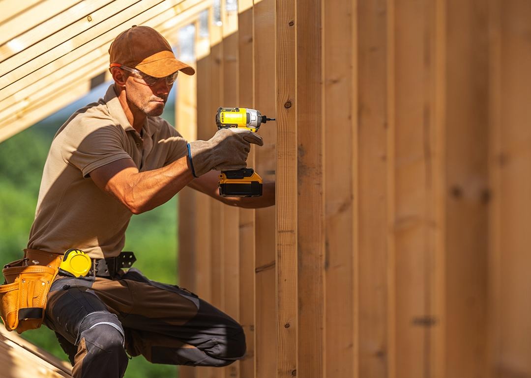 Top states for contractors: Highest wages, most jobs, and booming construction