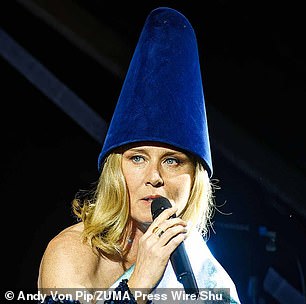 Murphy dismissed the singer as a 'grifter with little charm and zero talent'