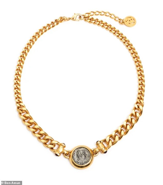One fan claimed it was a $22,500 necklace from Cartier while others theorized that the jewelry piece was actually the Ben-Amun Giovanni necklace (seen), worth $320