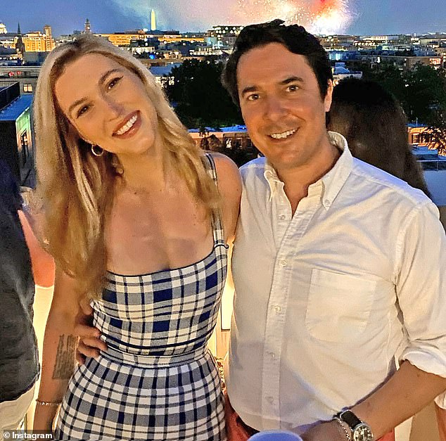 News of the affair resulted in the end of Nuzzi's engagement with fellow reporter Ryan Lizza