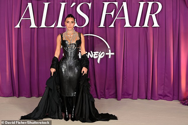 After celebrating her 45th birthday in Paris, the influencer had her famous figure on full display in the form-fitting dress from Dilara Findikoglu