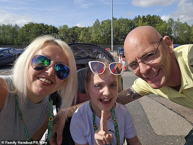 Lynn Harrison (left), whose daughter Tammy (centre), 13, was operated on by Ms Stohr in April 2021