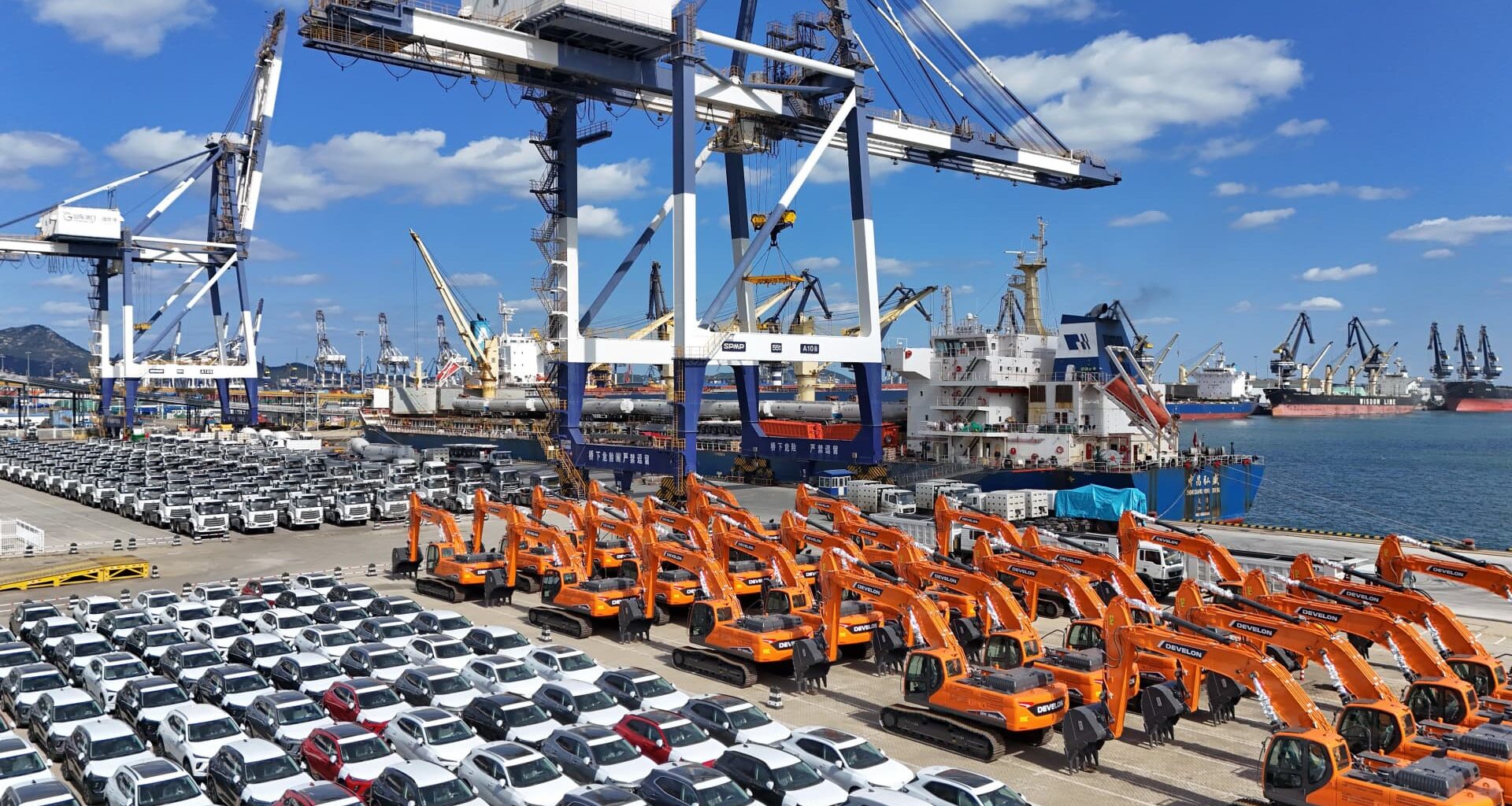 China manufacturing slump deepens to 6-month low in October, as PMI misses estimates