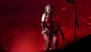 Stepping off: Is bodyshaming to blame for singer Nelly Furtado deciding to leave the stage?