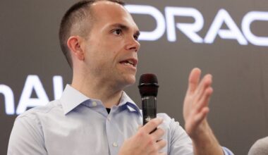 ORACLE says there is real value in AI as demand far outpaces supply