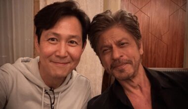 Shah Rukh Khan, Squid Game Star Lee Jung-Jae Pose Together In ICONIC Selfie; Excited Fans Call It 'Collab Of The Century' | Bollywood