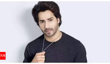 'Started drinking at 7:30 am and by 2 pm, was slurring': Varun Dhawan recalls shooting drunken speech scene with Anil Kapoor in Jug Jugg Jeeyo |